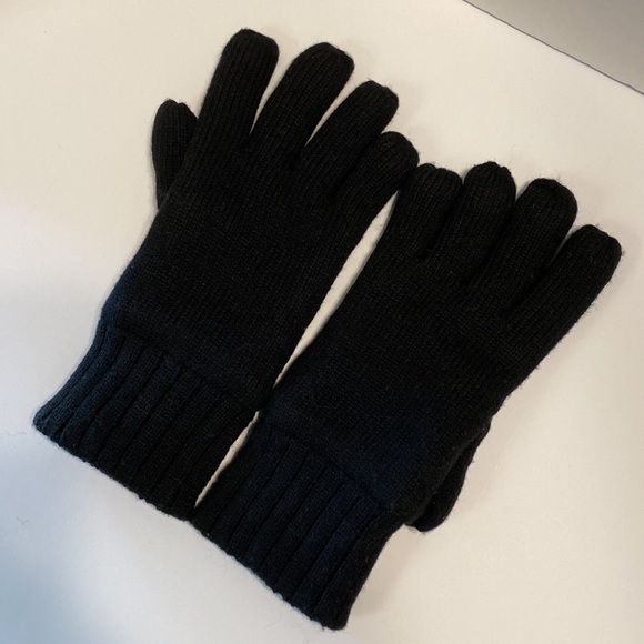 UGG Black Knit & Leather Tech Gloves - Picture 3 of 8